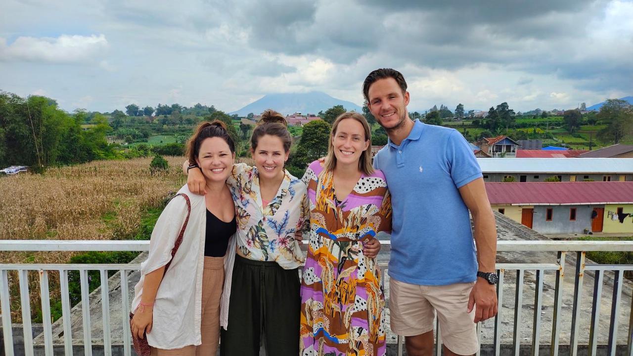 Nachelle Homestay Berastagi Exteriér fotografie