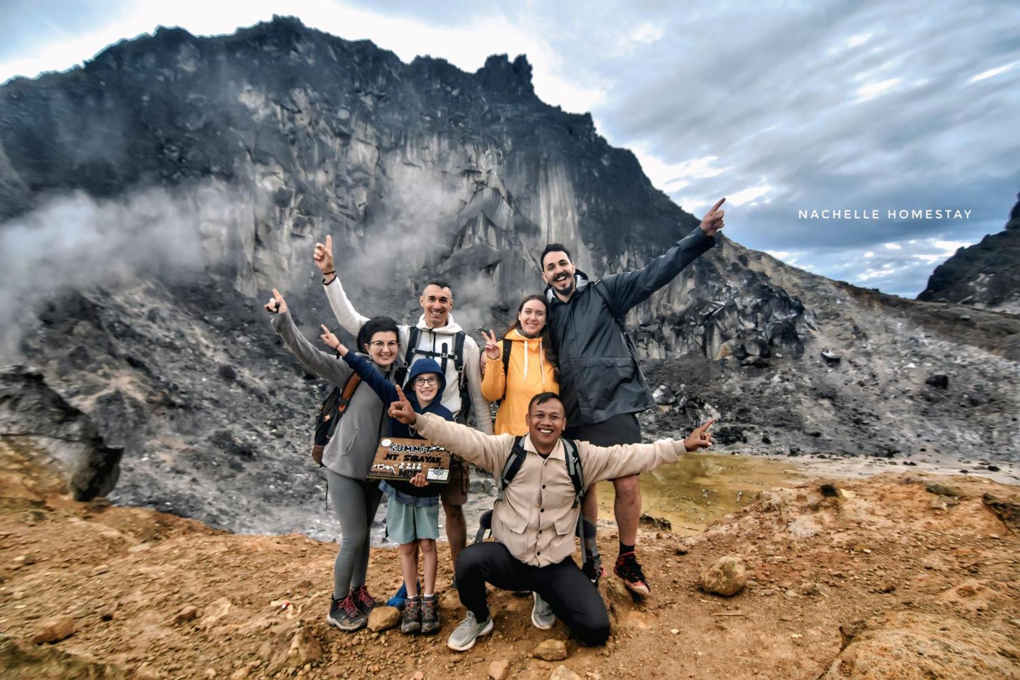 Nachelle Homestay Berastagi Exteriér fotografie