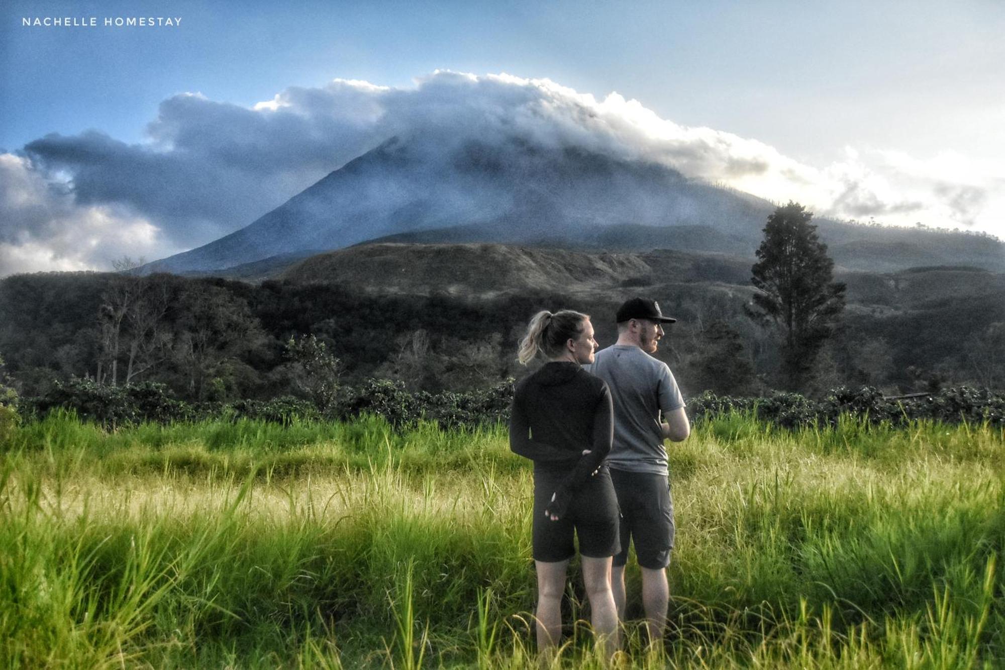 Nachelle Homestay Berastagi Exteriér fotografie